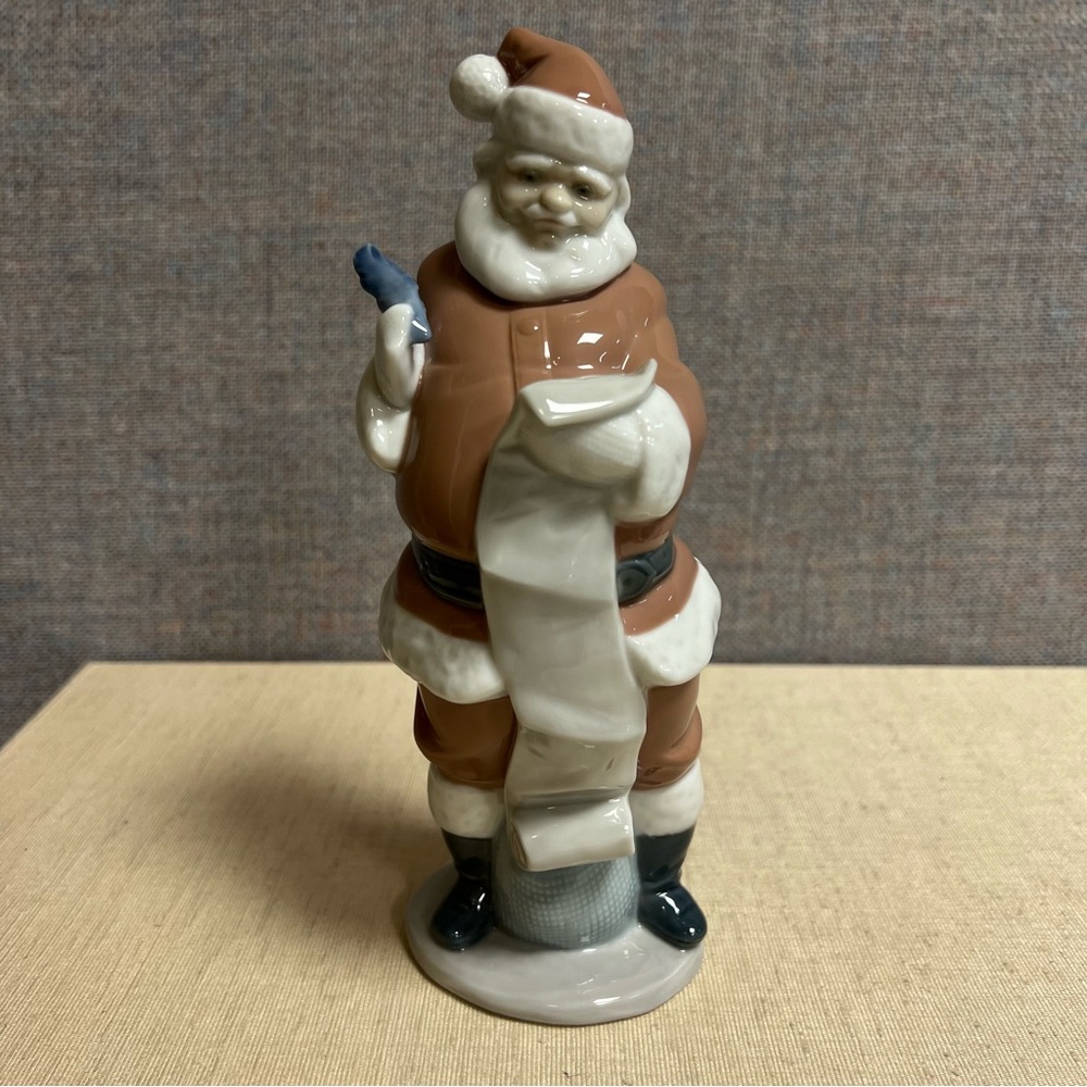 Vintage Lladro 6657 Porcelain Gift List Christmas Santa Claus 1999